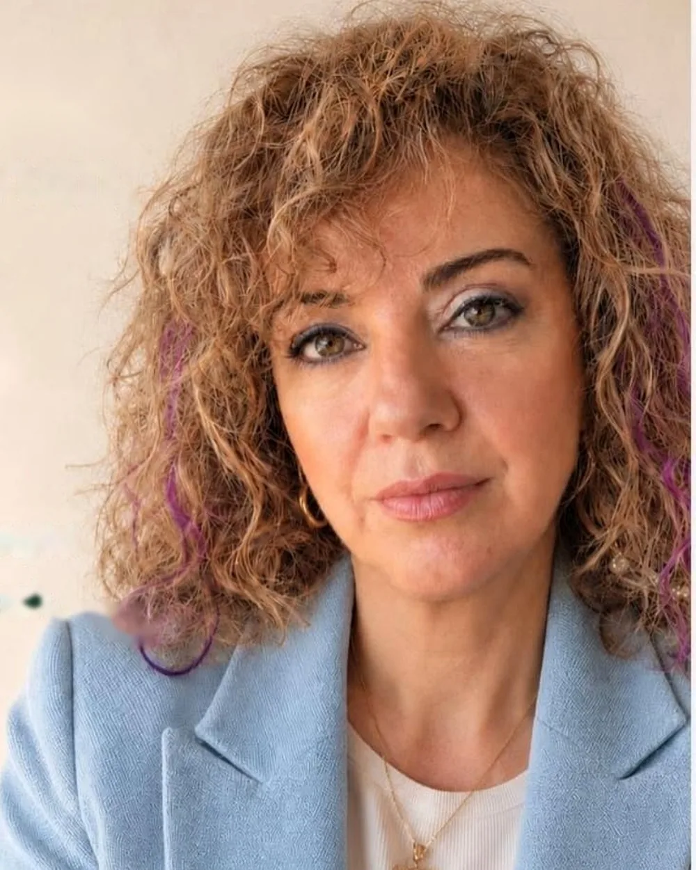 Özge Özcan Uyanık portresi